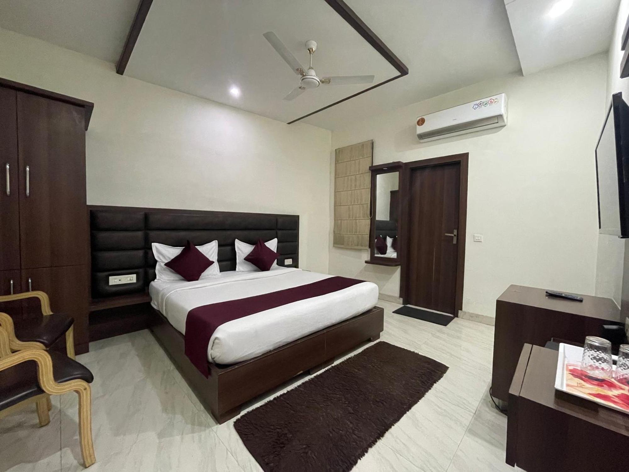 Hotel Opal Courtyard 아그라 외부 사진